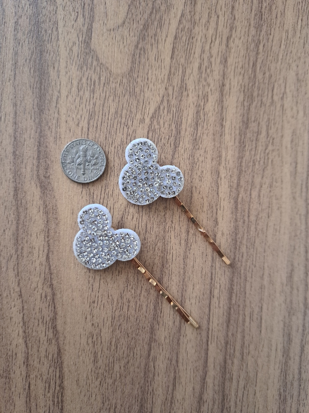 Sparkle Mouse-Shaped Kids Hair Pins - White